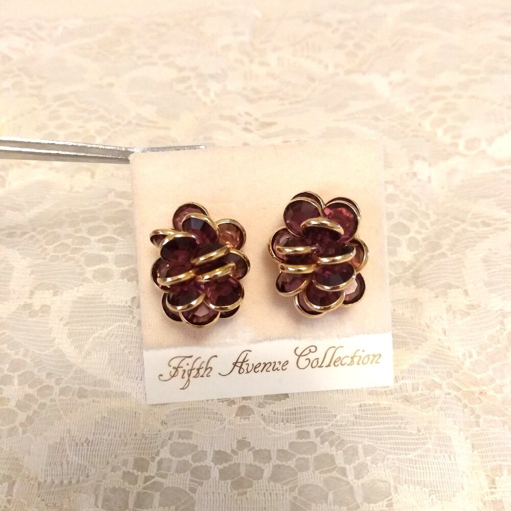 Vintage Purple Crystal Gold Tone Earrings VTG Non-Pierced Clip Earrings - Picture 3 of 9